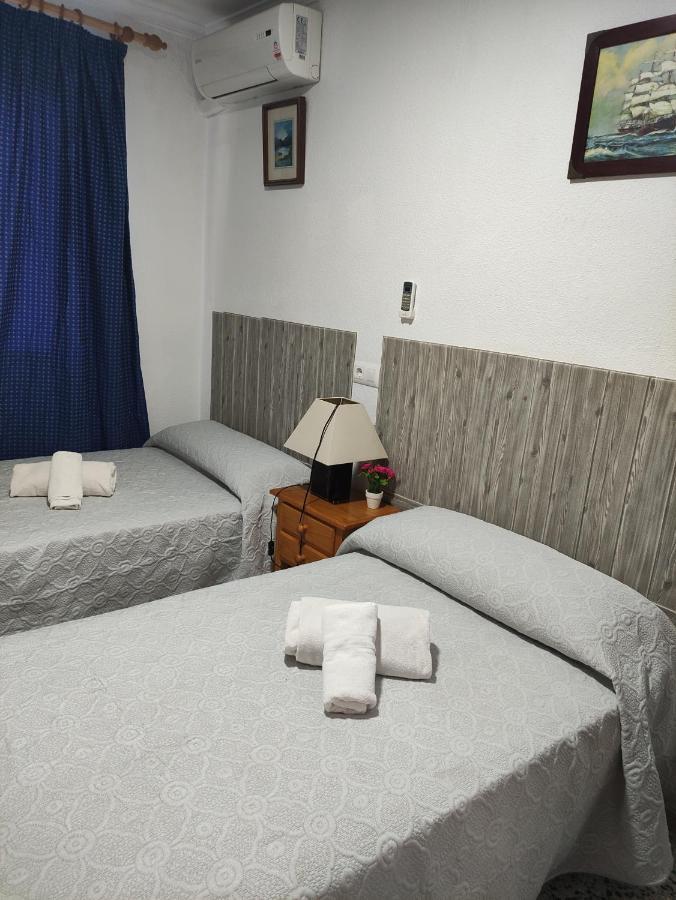 Hostal Restaurante Bar Cafeteria La Melchora Posadas Eksteriør bilde