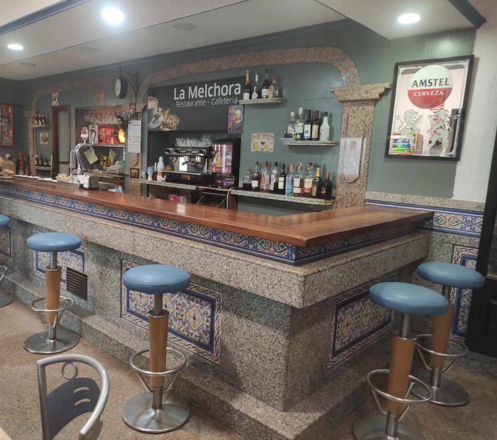 Hostal Restaurante Bar Cafeteria La Melchora Posadas Eksteriør bilde