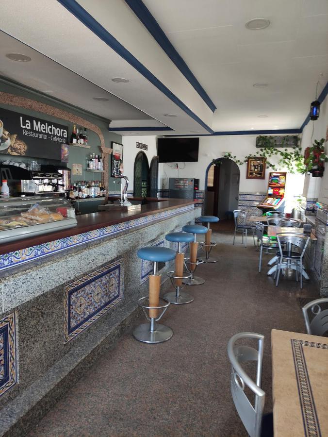 Hostal Restaurante Bar Cafeteria La Melchora Posadas Eksteriør bilde