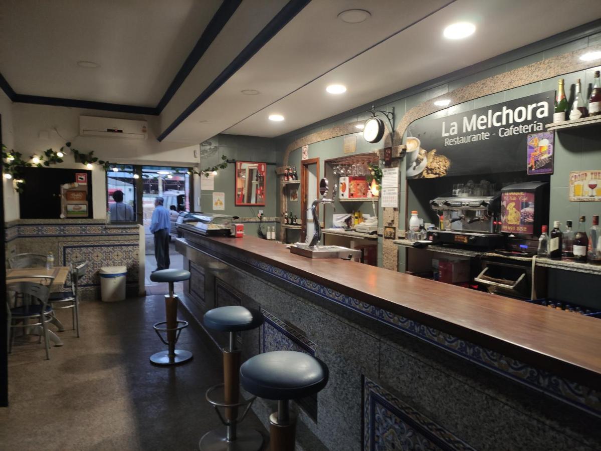 Hostal Restaurante Bar Cafeteria La Melchora Posadas Eksteriør bilde