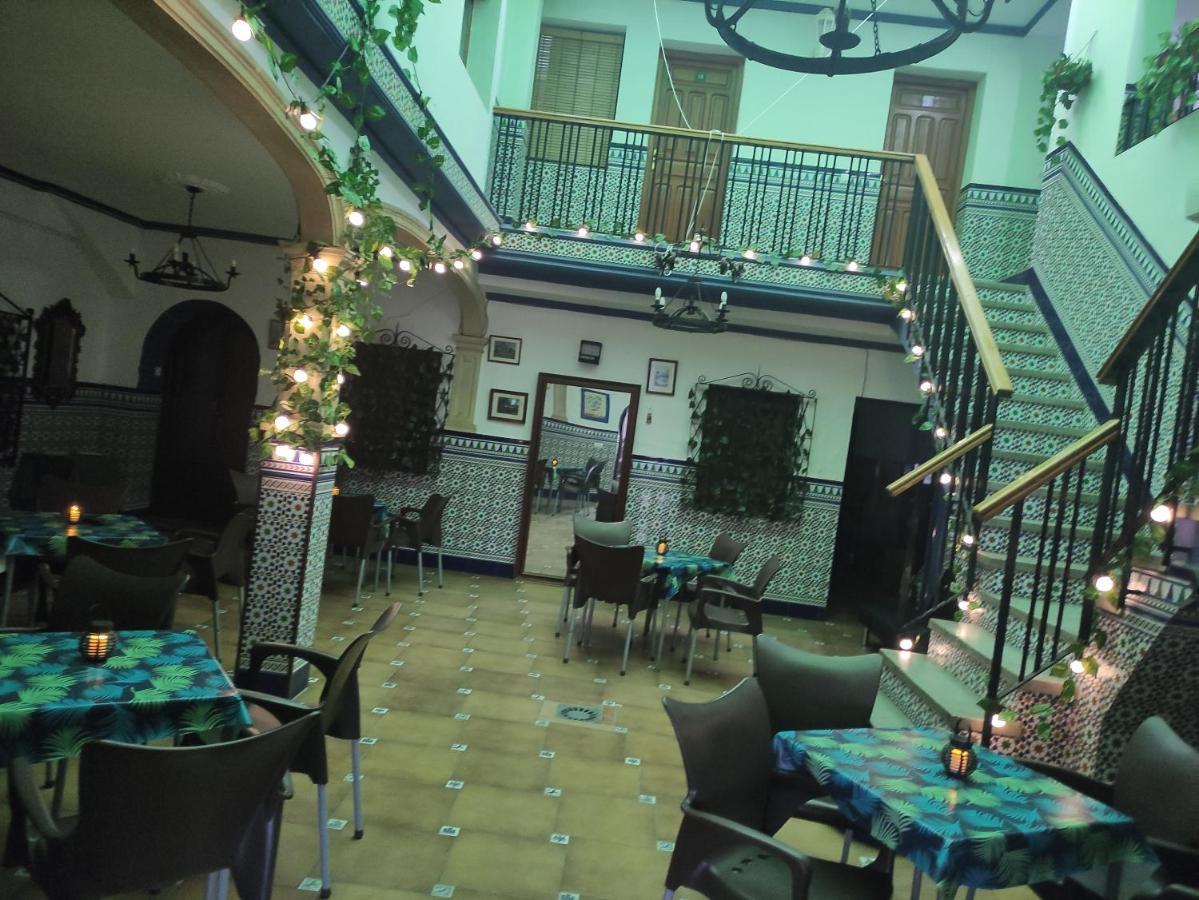Hostal Restaurante Bar Cafeteria La Melchora Posadas Eksteriør bilde