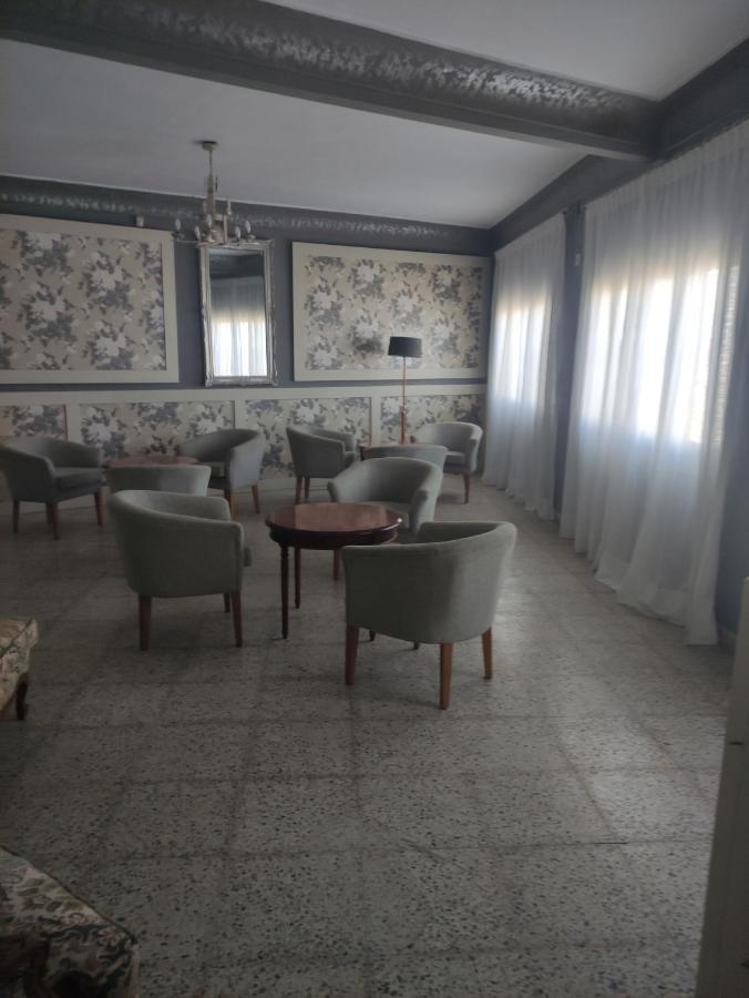 Hostal Restaurante Bar Cafeteria La Melchora Posadas Eksteriør bilde
