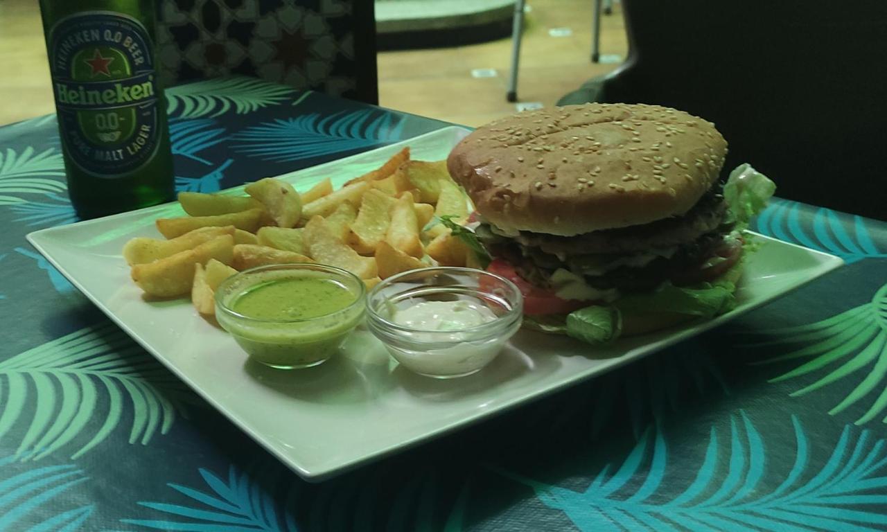Hostal Restaurante Bar Cafeteria La Melchora Posadas Eksteriør bilde